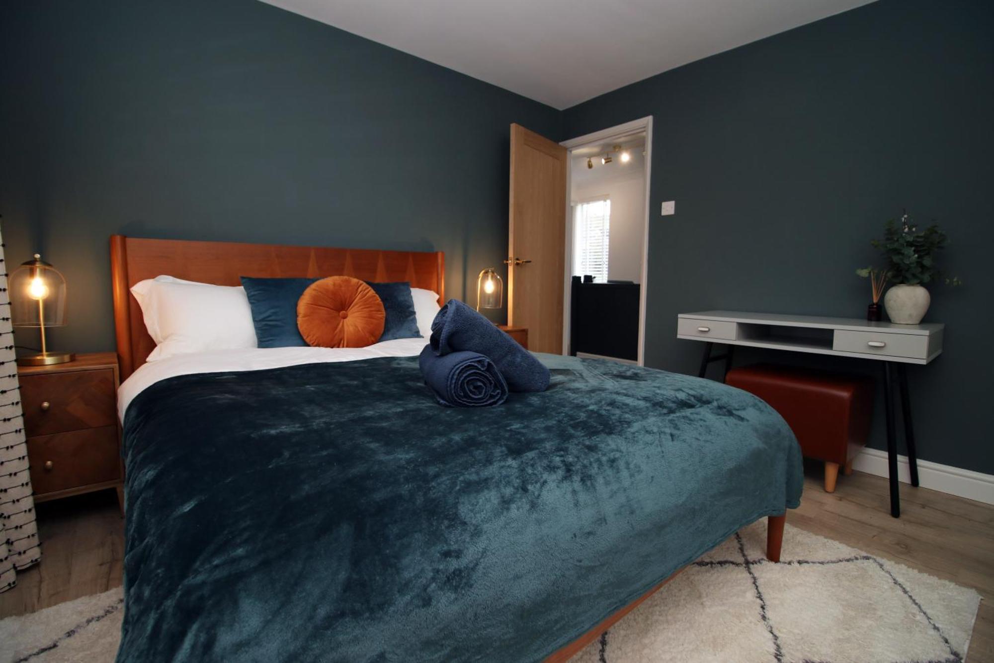 Stylish Home In Bath With Driveway Parking, 10Min From City المظهر الخارجي الصورة
