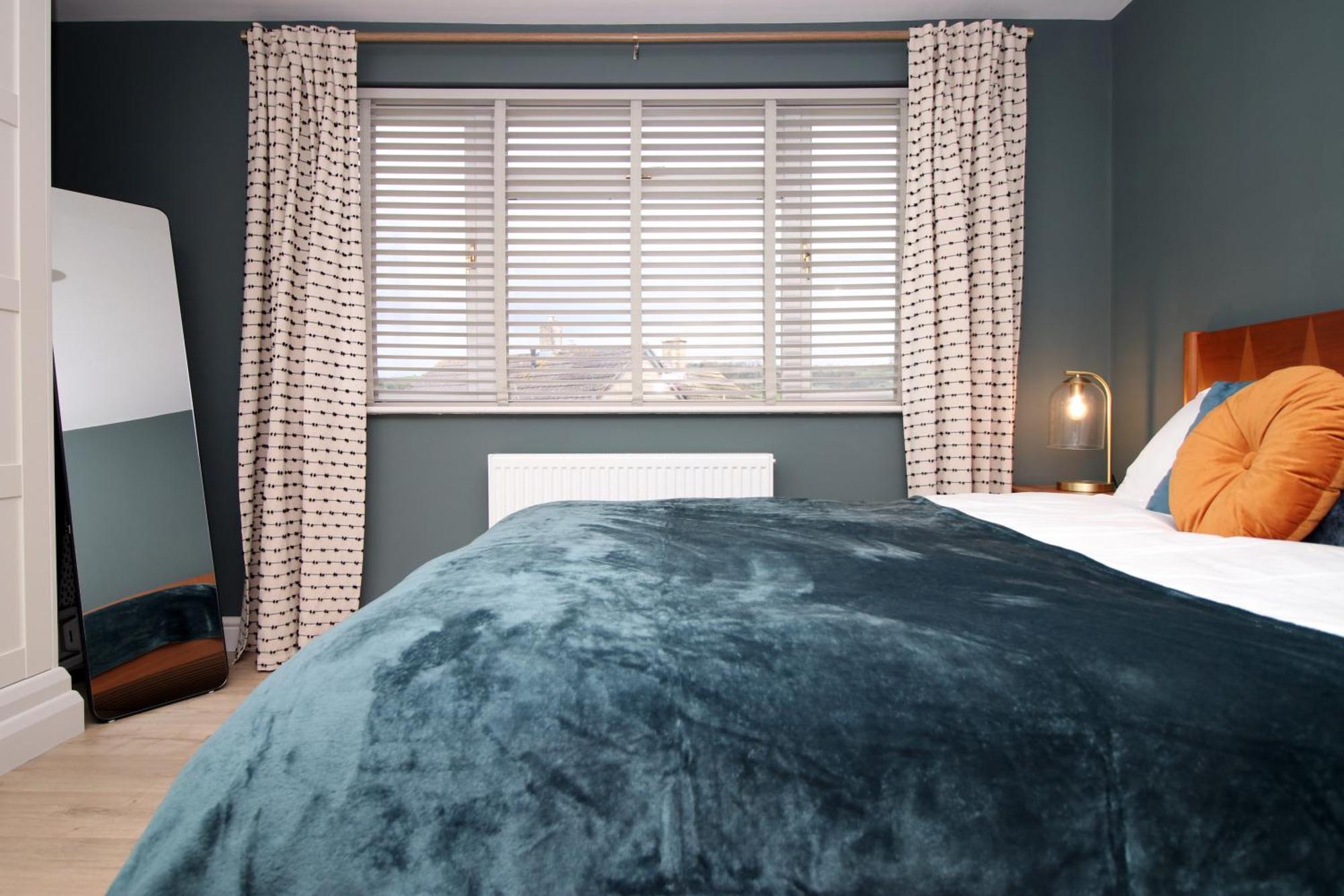 Stylish Home In Bath With Driveway Parking, 10Min From City المظهر الخارجي الصورة